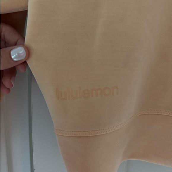 Lululemon Pullover - Picture 4 of 4